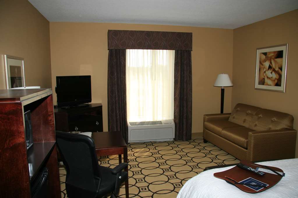 Hampton Inn & Suites Brunswick Oda fotoğraf